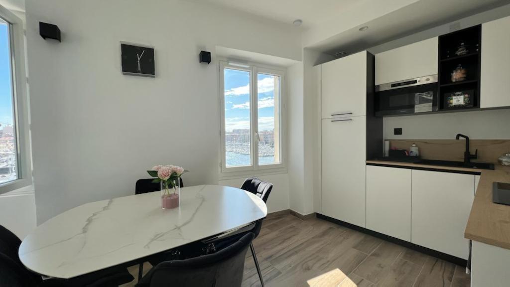 Apartmán Face Au Vieux Port Vue 180 De Notre Dame Au Panier Marseille Exteriér fotografie