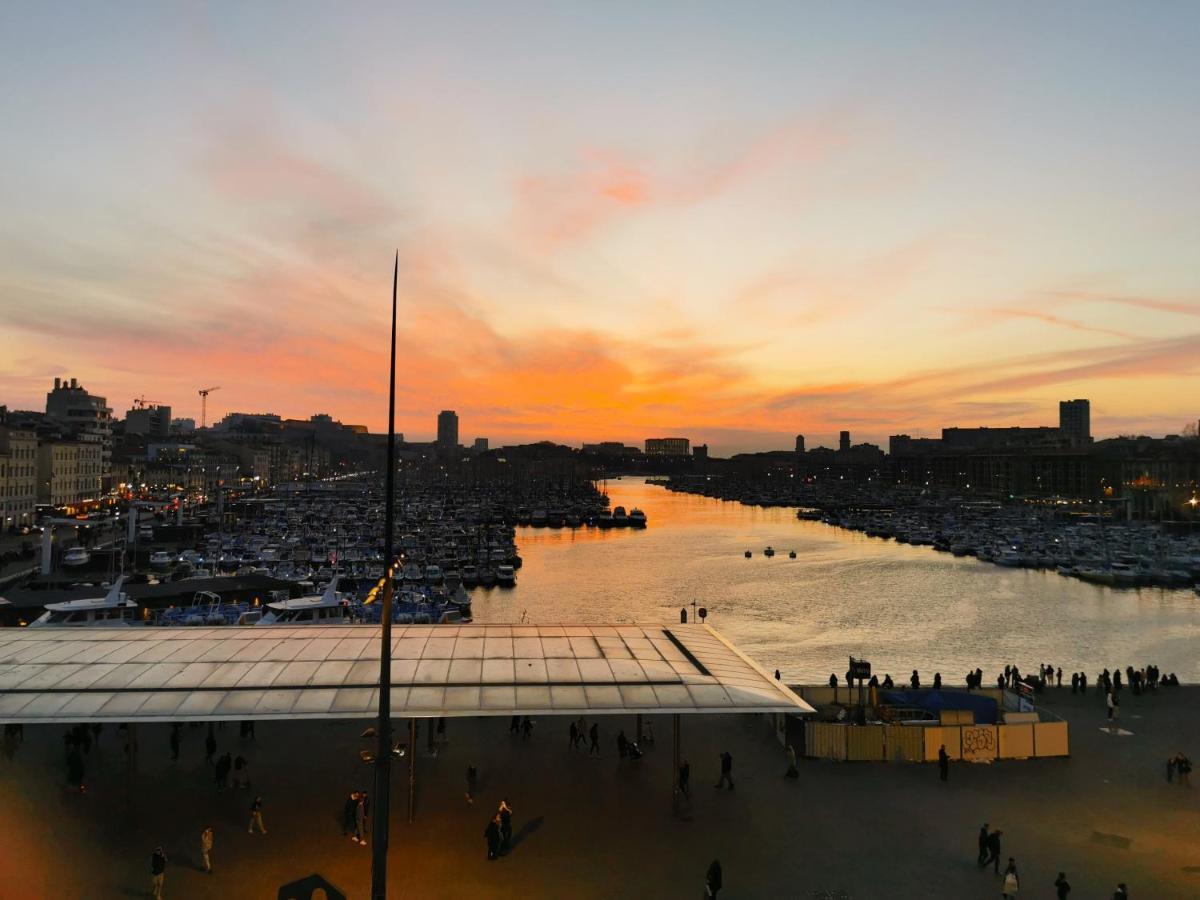 Apartmán Face Au Vieux Port Vue 180 De Notre Dame Au Panier Marseille Exteriér fotografie