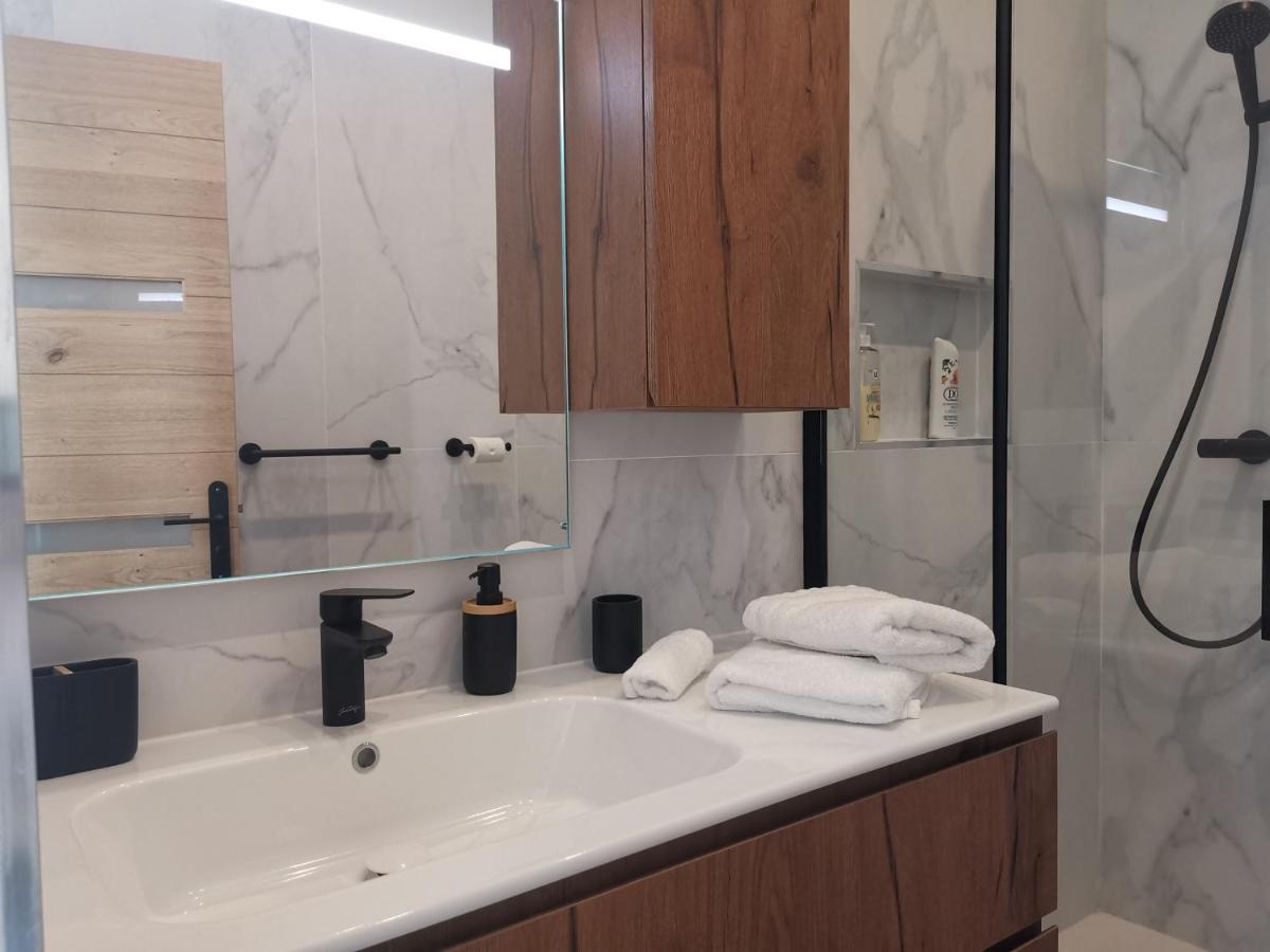 Apartmán Face Au Vieux Port Vue 180 De Notre Dame Au Panier Marseille Exteriér fotografie